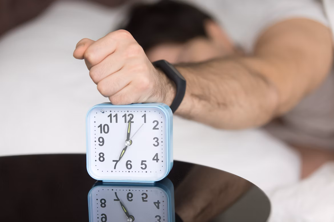 Persekitaran tidur yang sihat dan tenang dengan pencahayaan yang sesuai untuk individu yang menguruskan diabetes
